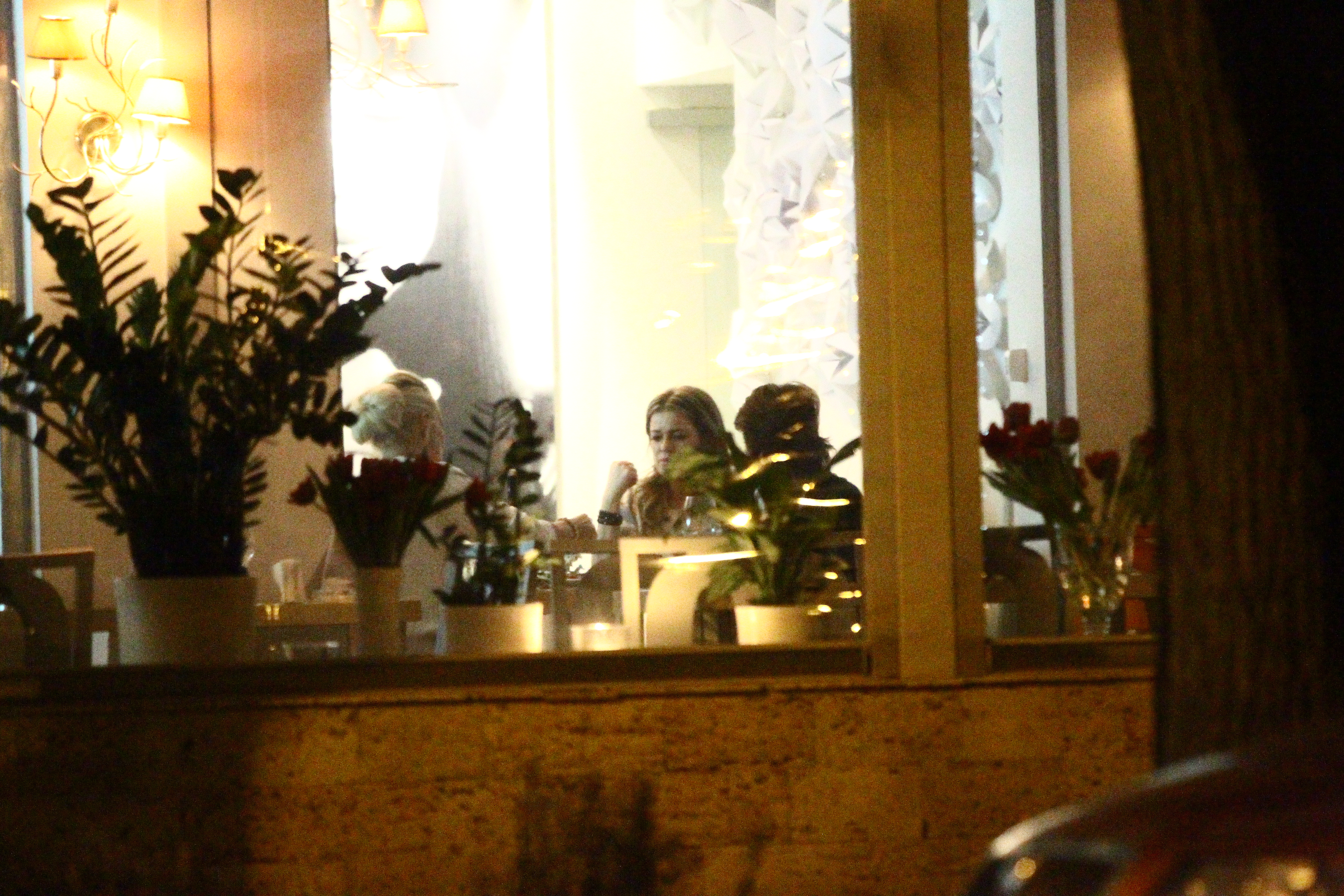 Blonda nu a avut parte de o cina romantica de Valentine's Day