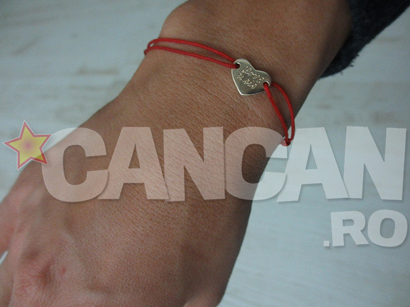 Anda Adam nu a rămas fără cadou de Valentine's Day! Intră să vezi ce a primit artista şi de la cine!