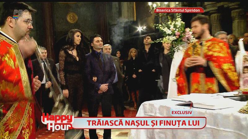 Imagini în premieră de la botezul fiicei lui Pepe! Vezi cum s-a comportat micuţa în biserică şi cum au creştinat-o naşii!