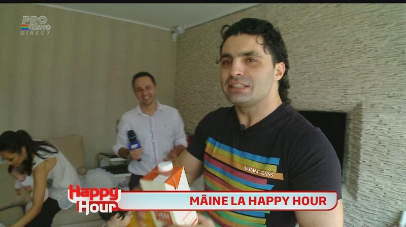 La o zi de la botez, Andra i-a făcut baie fetiţei lui Pepe în apă în care a pus aur şi miere, să-i fie viaţa dulce!