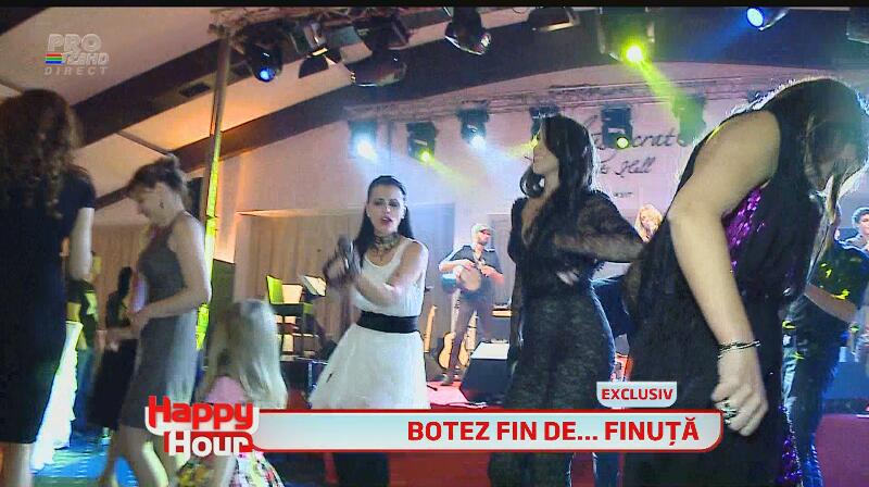 Imagini incendiare de la petrecerea botezului fiicei lui Pepe! Vezi şi tu cum s-au distrat vedetele din România!