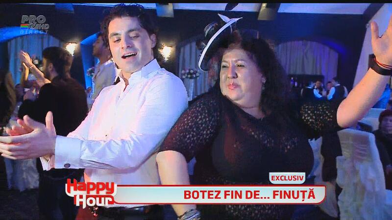 Imagini incendiare de la petrecerea botezului fiicei lui Pepe! Vezi şi tu cum s-au distrat vedetele din România!