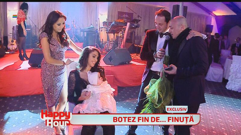 Imagini incendiare de la petrecerea botezului fiicei lui Pepe! Vezi şi tu cum s-au distrat vedetele din România!