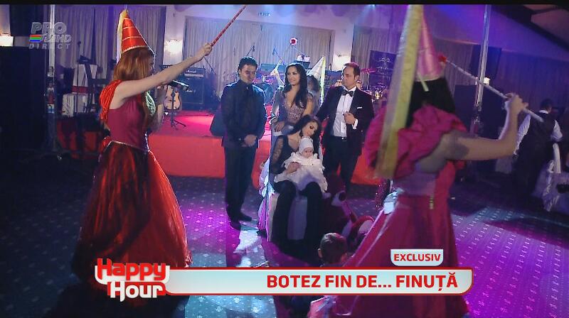 Imagini incendiare de la petrecerea botezului fiicei lui Pepe! Vezi şi tu cum s-au distrat vedetele din România!