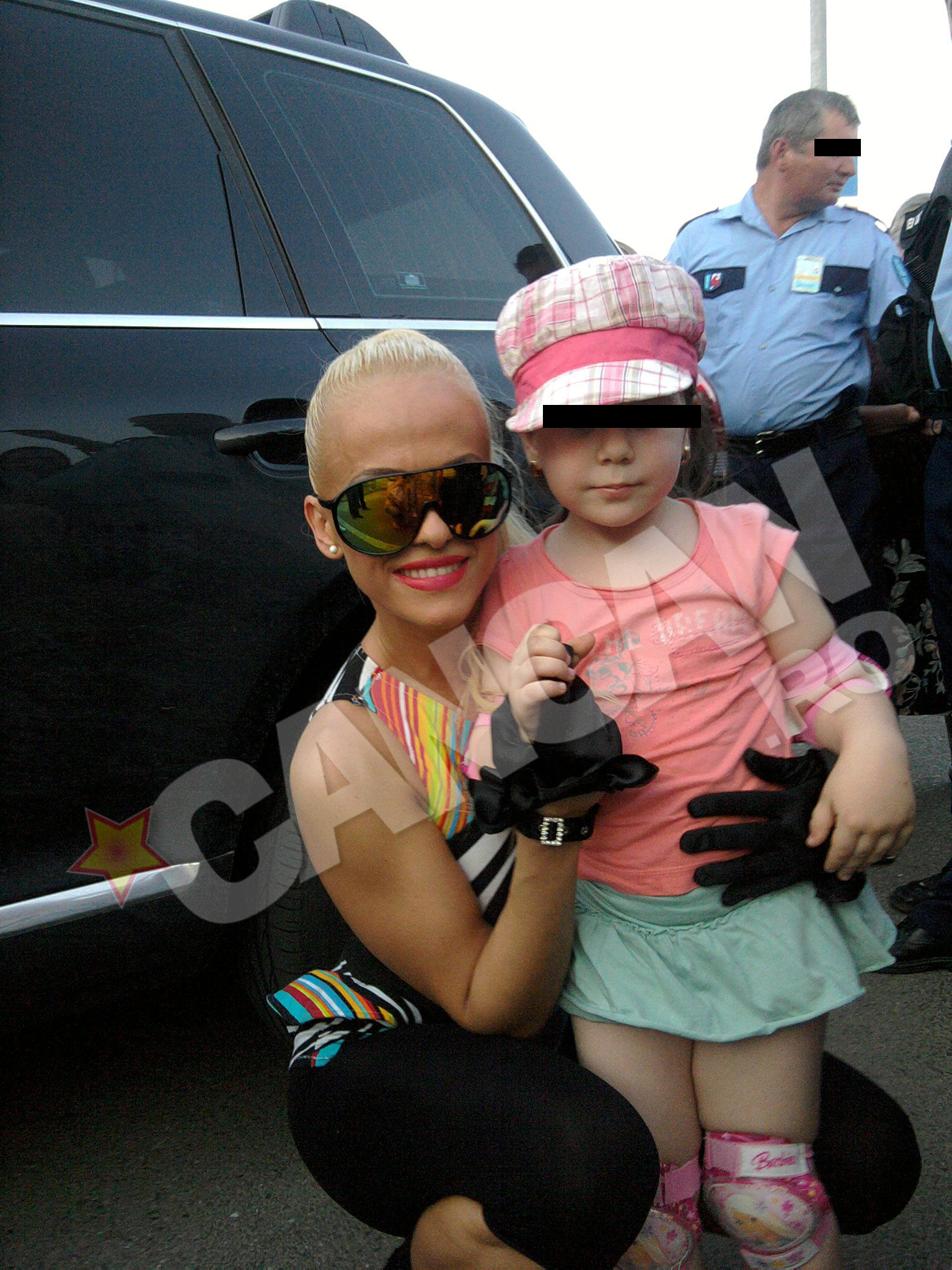 Anda Adam adora sa fie inconjurata de copii