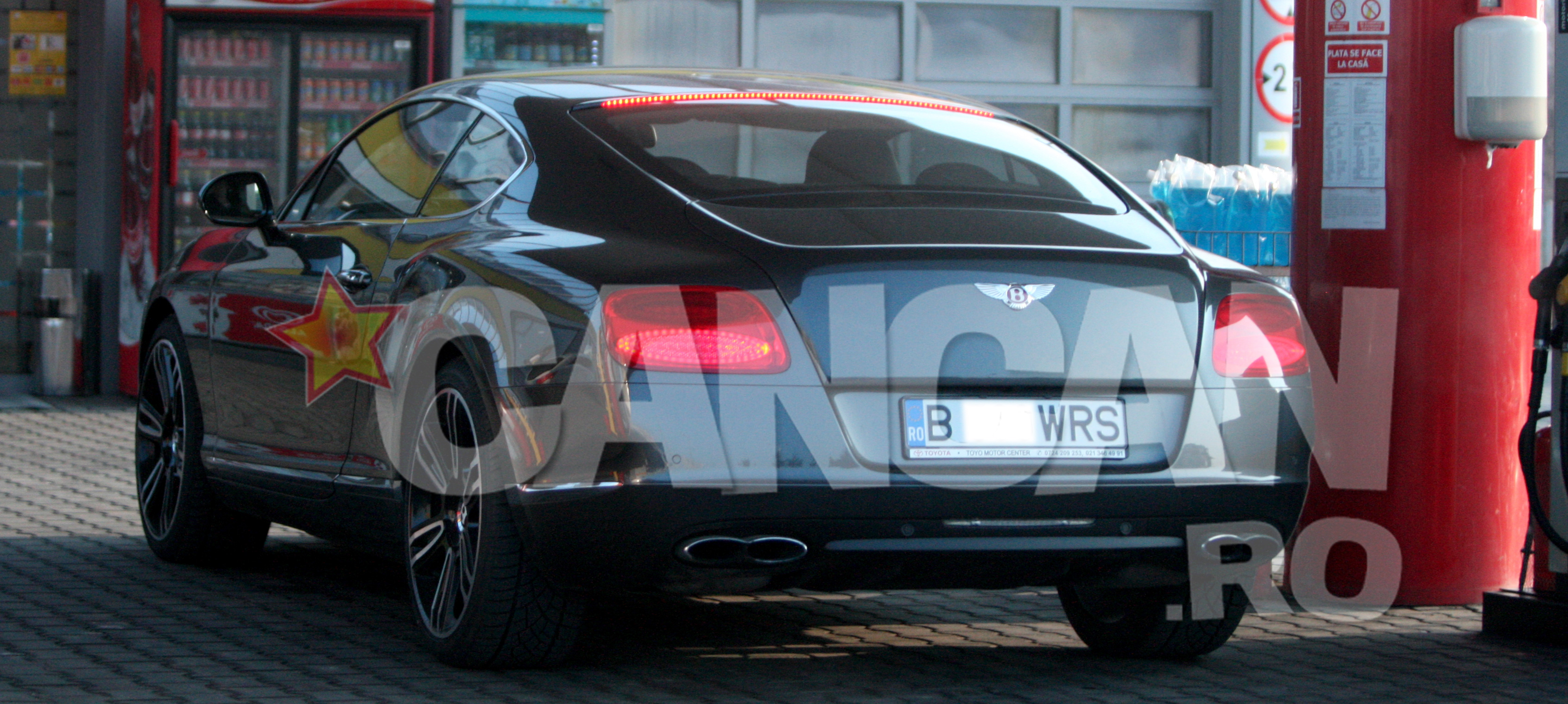 Silviu Prigoană cu o limuzină de sute de mii de euro, Adriana pe jos! Bahmuţeanca şi-a scos Dacia la vânzare!