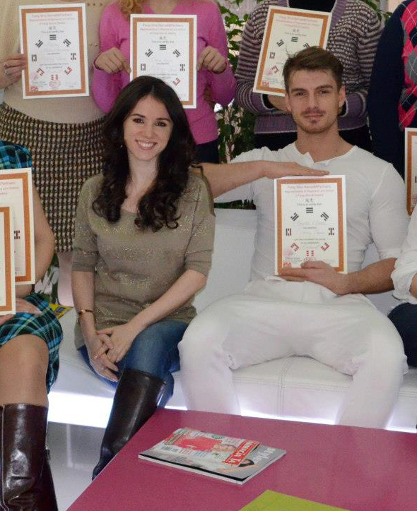 Vladau alaturi de profesoara lui, Cristina Groza, la absolvirea cursului de Feng-shui