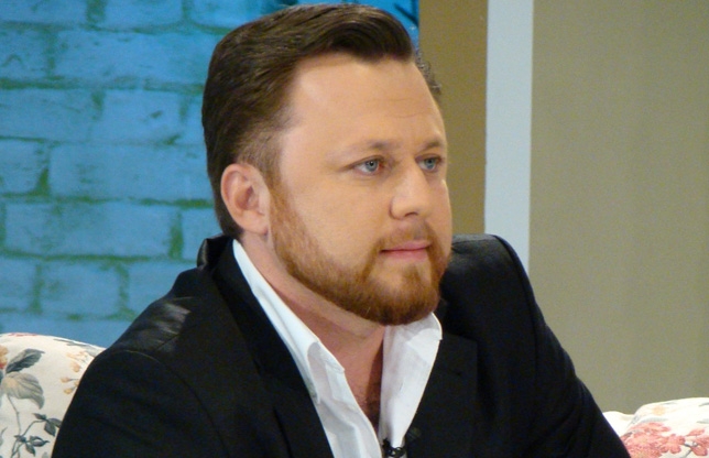 Ionuţ Dolănescu a renunţat la casa din Caimatei! Artistul e supărat că imobilul valorează prea puţin!