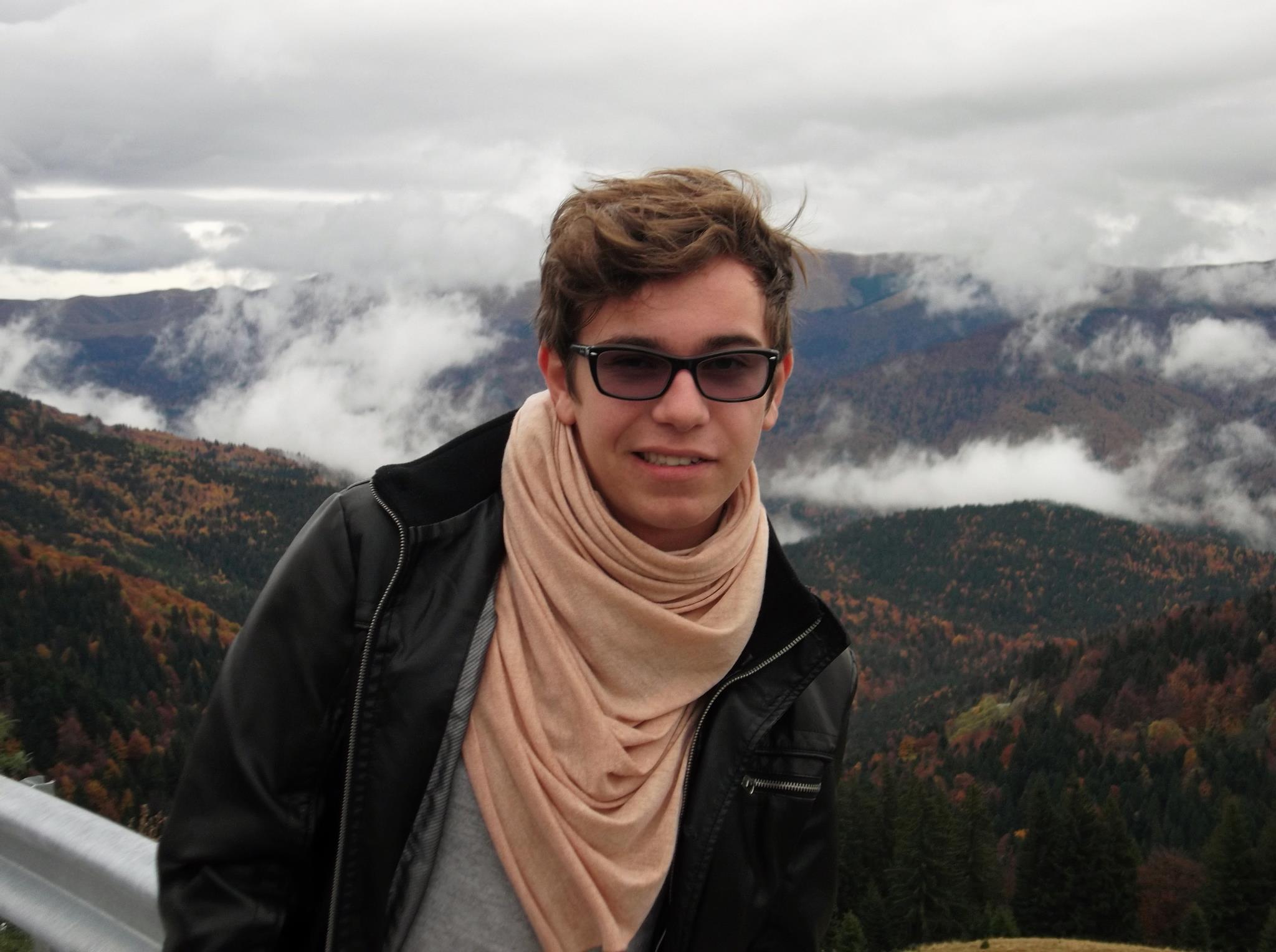 Nu ai să-l recunoşti! Schimbarea spectaculoasă de look a lui Narcis Ianău, fostul concurent de la