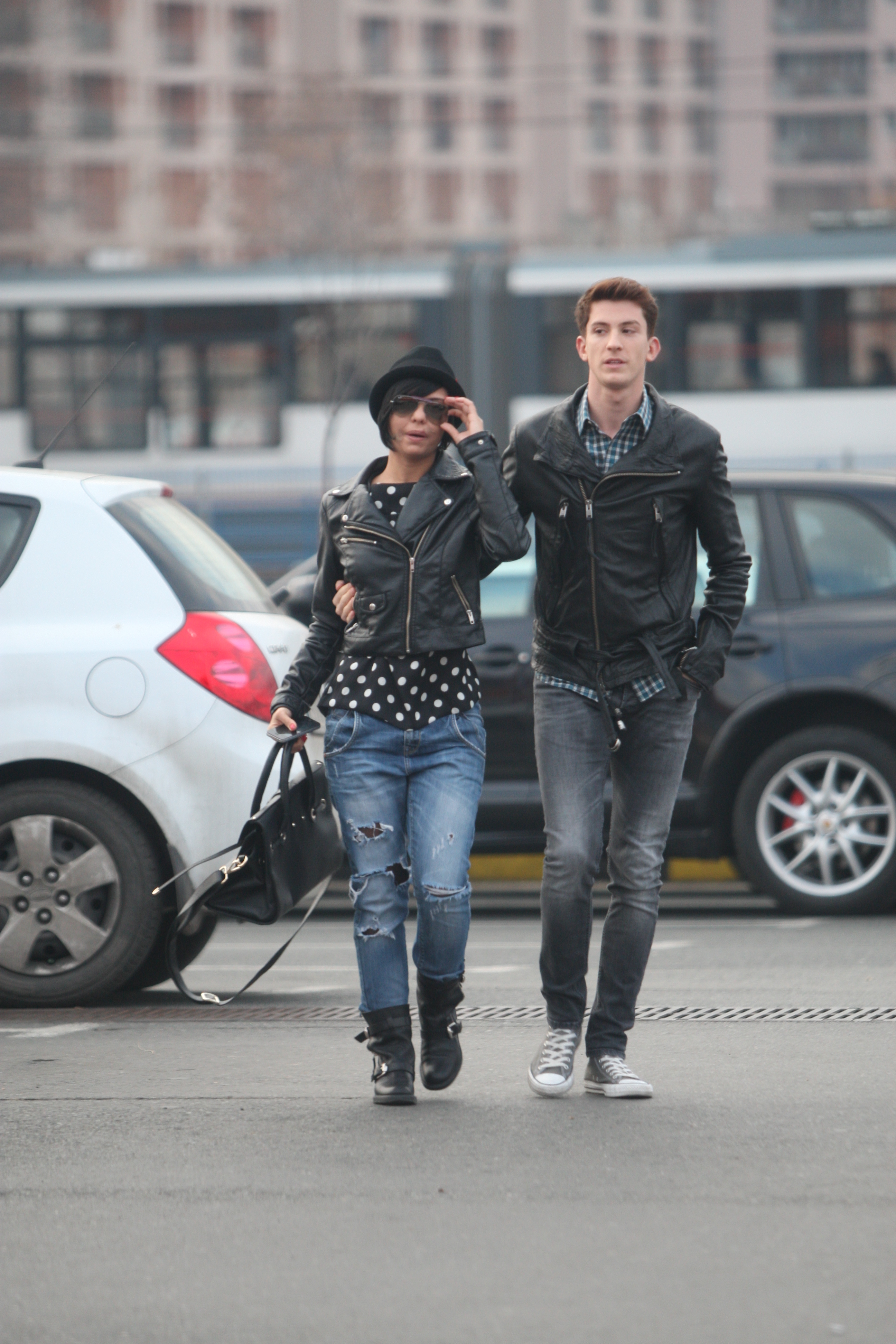 In prezent, bruneta se iubeste cu Rares Cojoc, multiplu campion national la dans sportiv