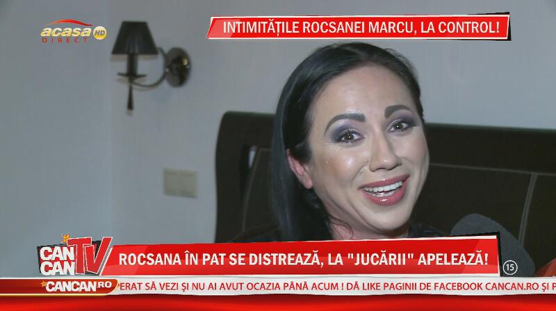 Roxana Marcu nu este deloc fată cuminte! În dormitor are un secret...cu baterii! Indiciu: este roz şi vibrează!
