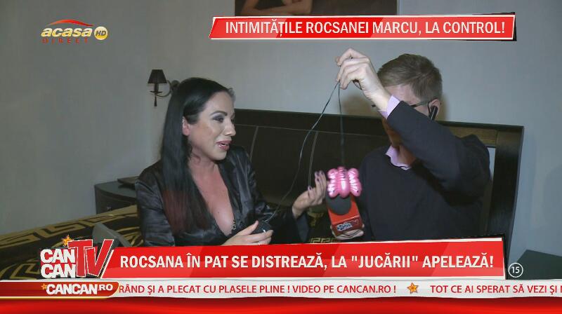 Roxana Marcu nu este deloc fată cuminte! În dormitor are un secret...cu baterii! Indiciu: este roz şi vibrează!