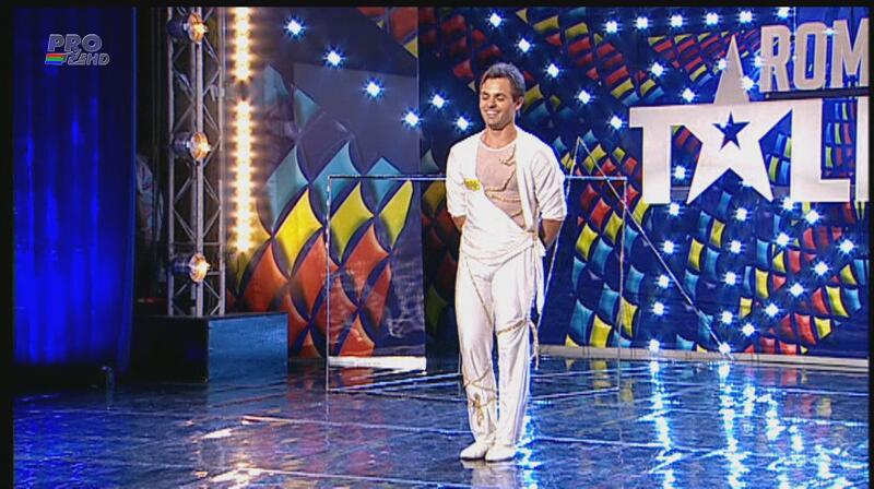 Prima oară, Andra era să nască în direct! Acum, acrobatul Orlando a ridicat o sală în picioare!