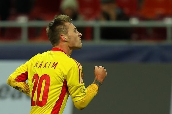 Împăcare de senzaţie în lumea showbiz-ului românesc! Dj Harra a reluat relaţia cu fotbalistul Maxim? Uite poza care dă de bănuit!