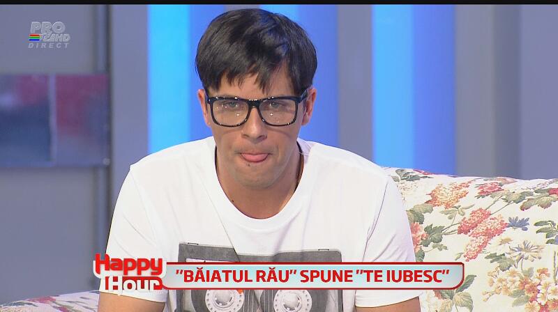 Lucian Viziru s-a făcut tocilar, dar tot drăguţ a rămas! Uite+l cum arată acum şi spune-ne dacă-l prinde noul look!