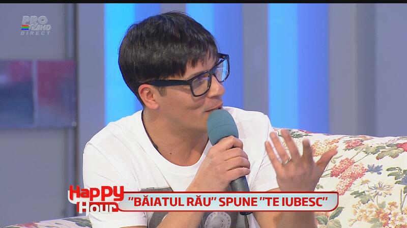 Lucian Viziru s-a făcut tocilar, dar tot drăguţ a rămas! Uite+l cum arată acum şi spune-ne dacă-l prinde noul look!