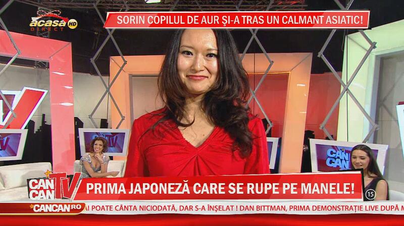 Japoneza care adora manelele vrea sa scrie o carte despre artistii care interpreteaza acest gen muzical!