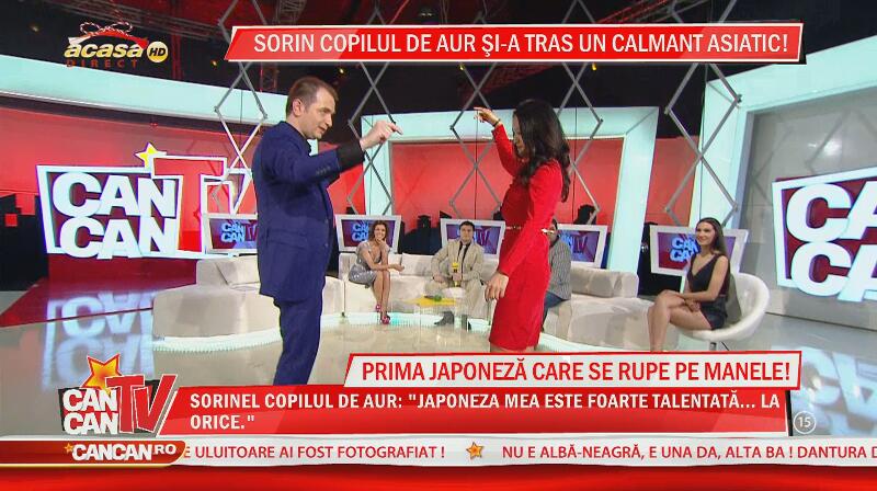 Japoneza care adora manelele vrea sa scrie o carte despre artistii care interpreteaza acest gen muzical!