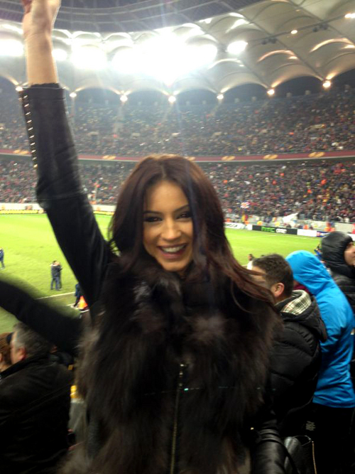 Geanina Ilieş, trup şi suflet pentru jucătorii Stelei: