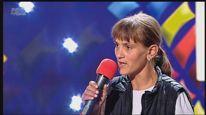 Cel mai ciudat cuplu de la Românii au talent! El şi-a făcut părul ca să arate ca Fuego, ea a cântat ca Nicoleta Guţă!