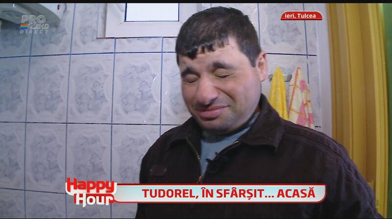 Tudorel Popa şi-a văzut casa nouă pentru prima oară! Uite-l cum plânge de fericire! Te vei emoţiona şi tu!