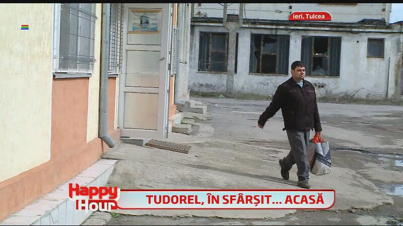 Tudorel Popa şi-a văzut casa nouă pentru prima oară! Uite-l cum plânge de fericire! Te vei emoţiona şi tu!