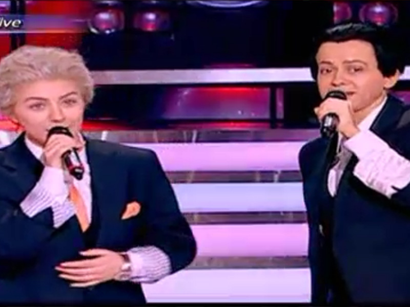 Dacă n-ai şti cine e, n-ai recunoaşte-o! Anda Adam, transformată complet! Uite-o pe artistă cum ar arăta dacă ar fi bărbat!