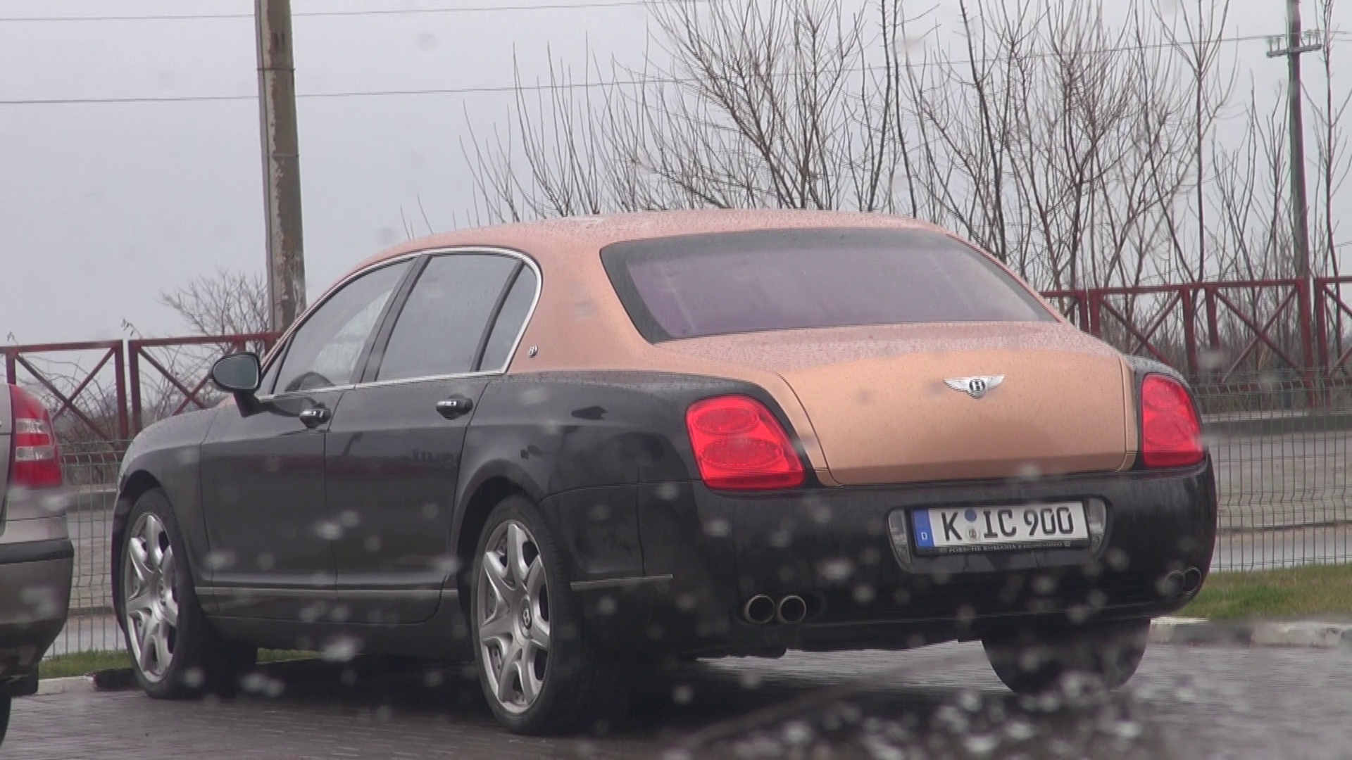 Irinel Columbeanu s-a intalnit cu un barbat intr-o parcare de la iesirea din Bucuresti