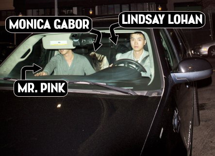 Moni le-a arătat paparazzilor americani chiloţii! Vezi imagini incediare de la aventura româncăi, în club, cu Lindsay Lohan!