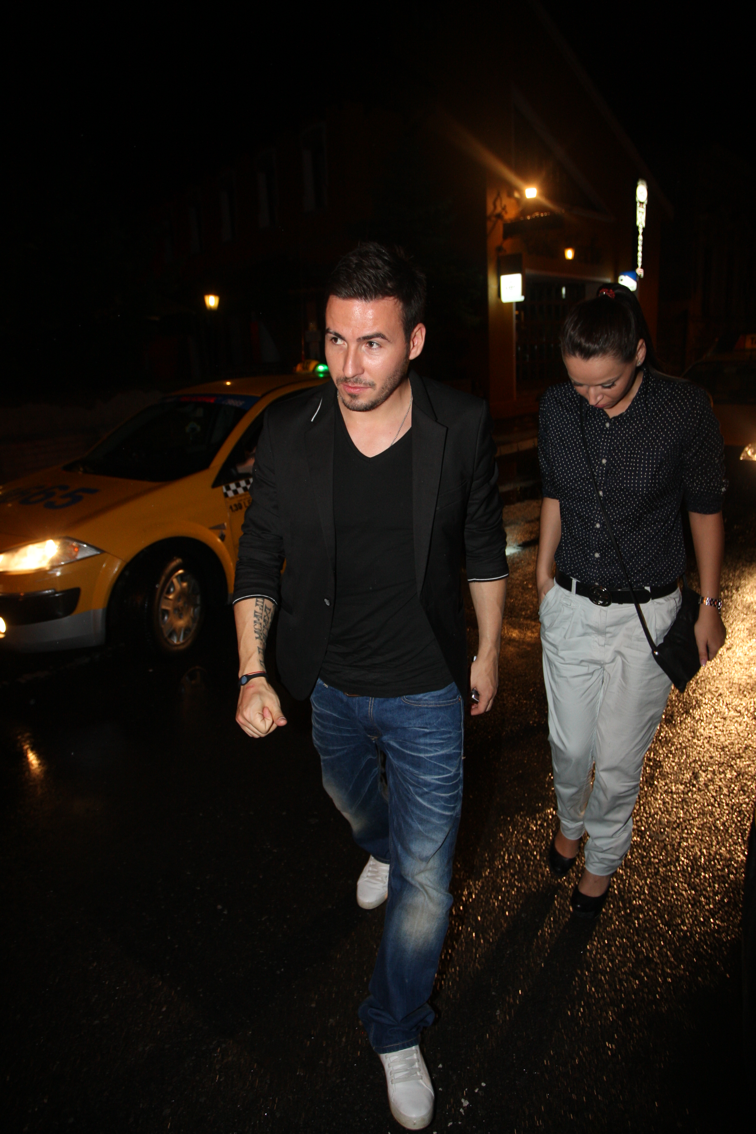 In 2011, in iunie, tanara a fost fotografiata de paparazzi CANCAN in compania lui Cristea, cu care, a avut, se pare, o aventura