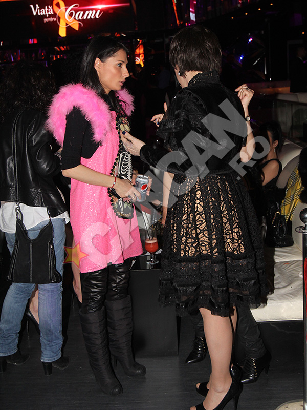 Prinţesa Lia îşi păstrează sufletul tânăr! Alteţa Sa Regala a petrecut în club până în zori! Află de ce!