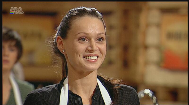 Credeai ca juratii de la Masterchef sunt rai cu concurentii? Stai sa vezi cat de meschina a putut sa fie noua casnica siliconata