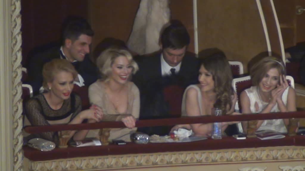 Cele patru sunt prietene bune si sunt de nedespartit chiar si la evenimentele mondene