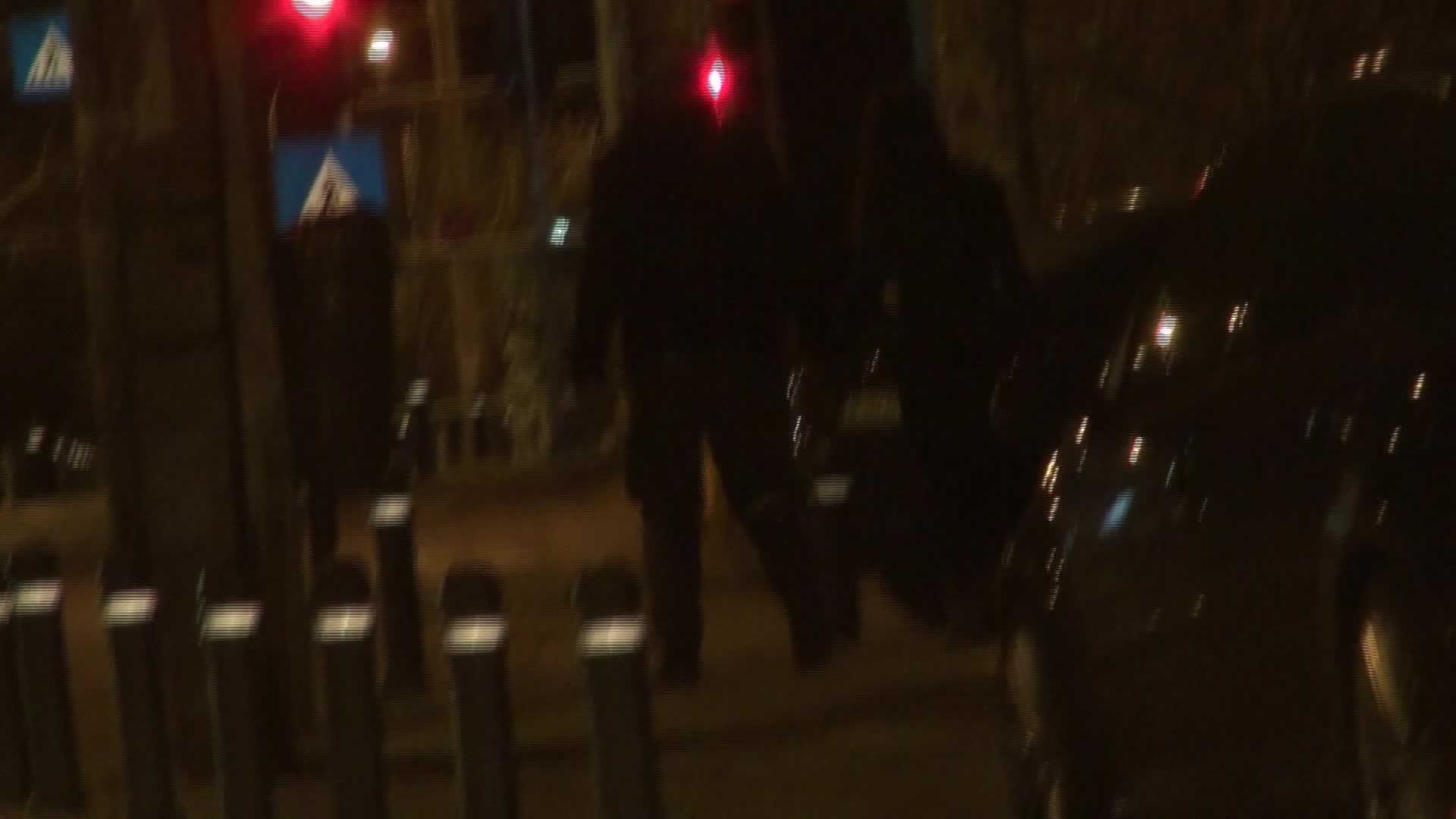 Florin si iubita lui s-au plimbat tinandu-se de mana ca doi indragostiti, desi afara erau doar doua grade