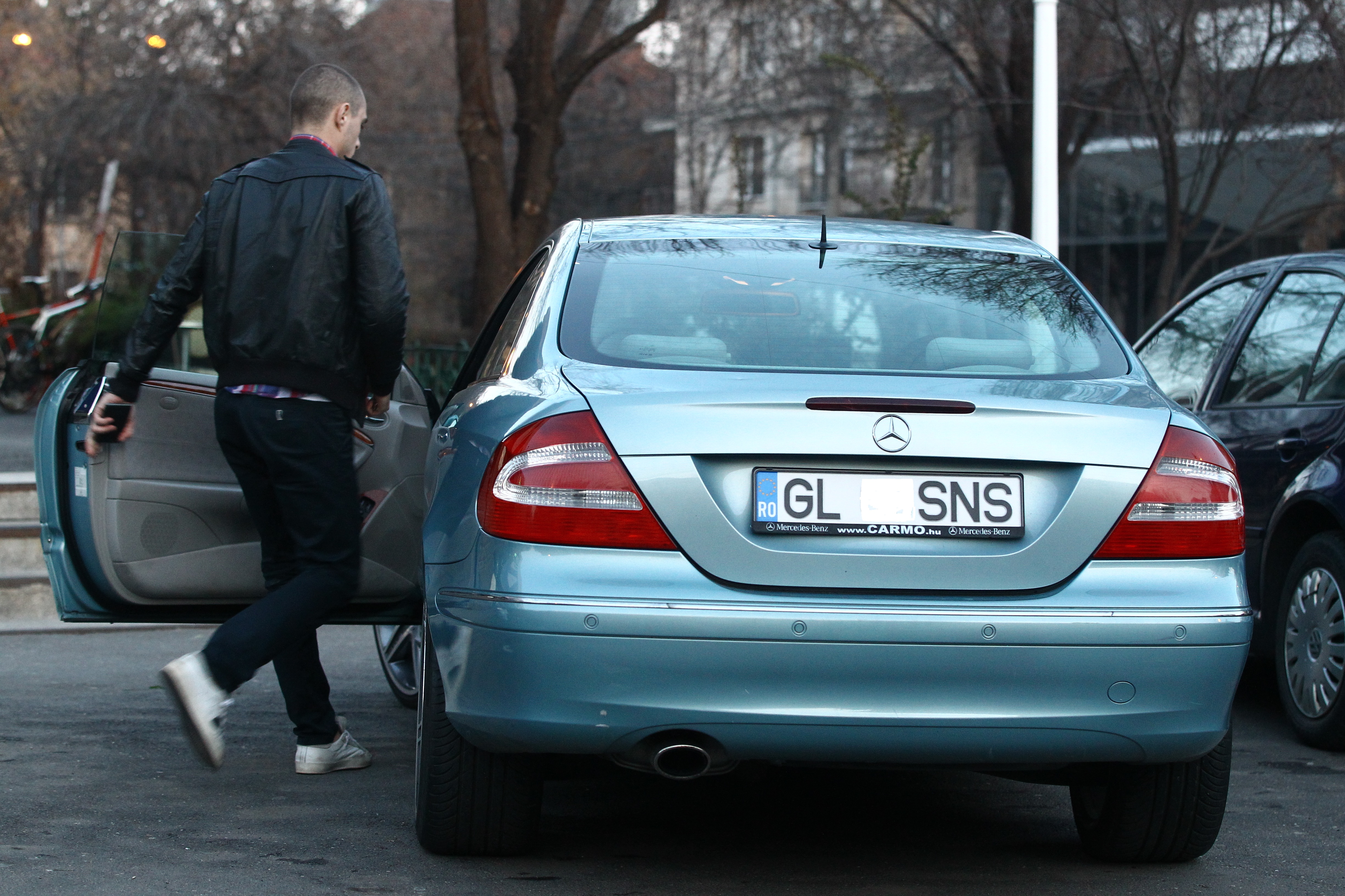 Vladimir s-a urcat la volan desi bause cateva pahare de vin