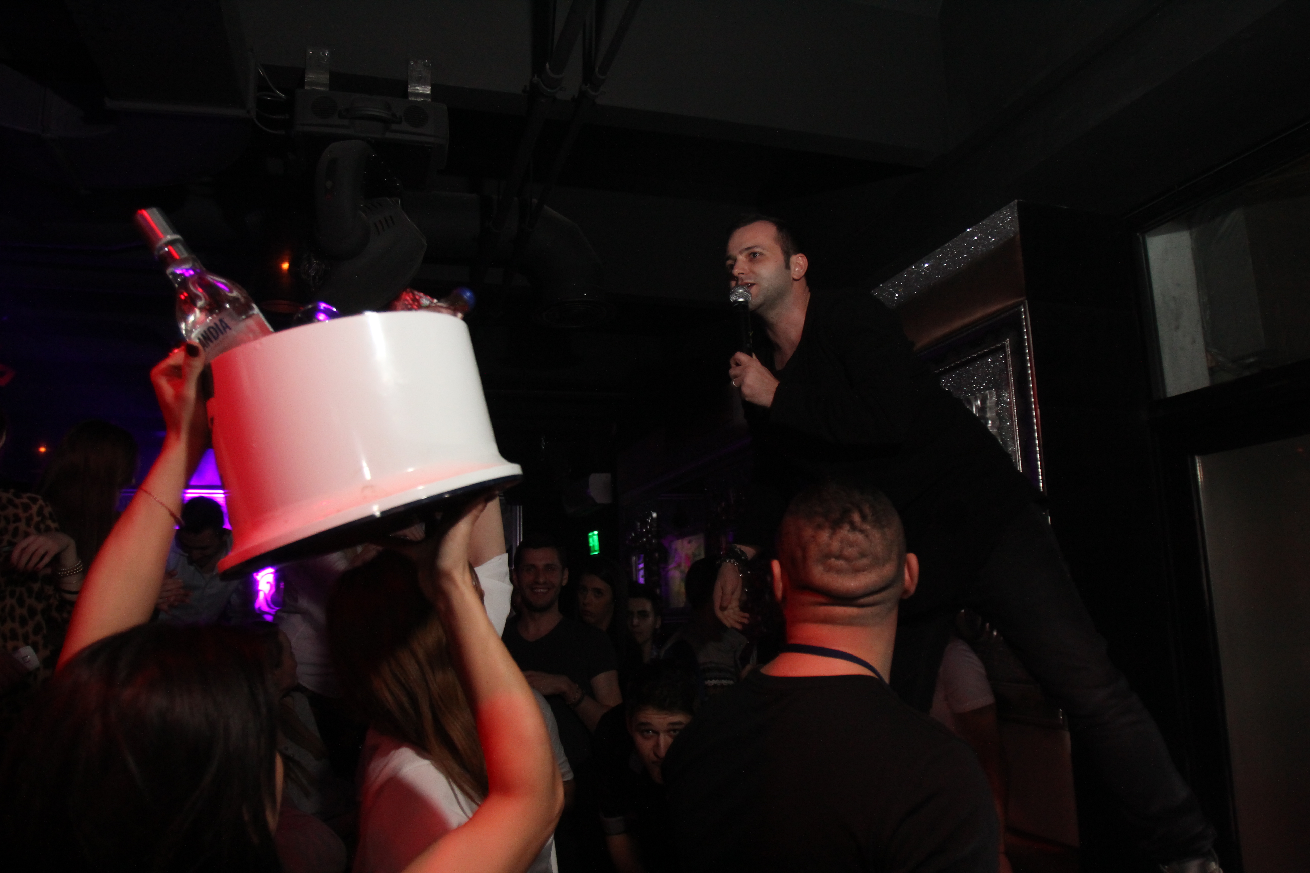 Mihai Morar a fost gazda petrecerii de miercuri