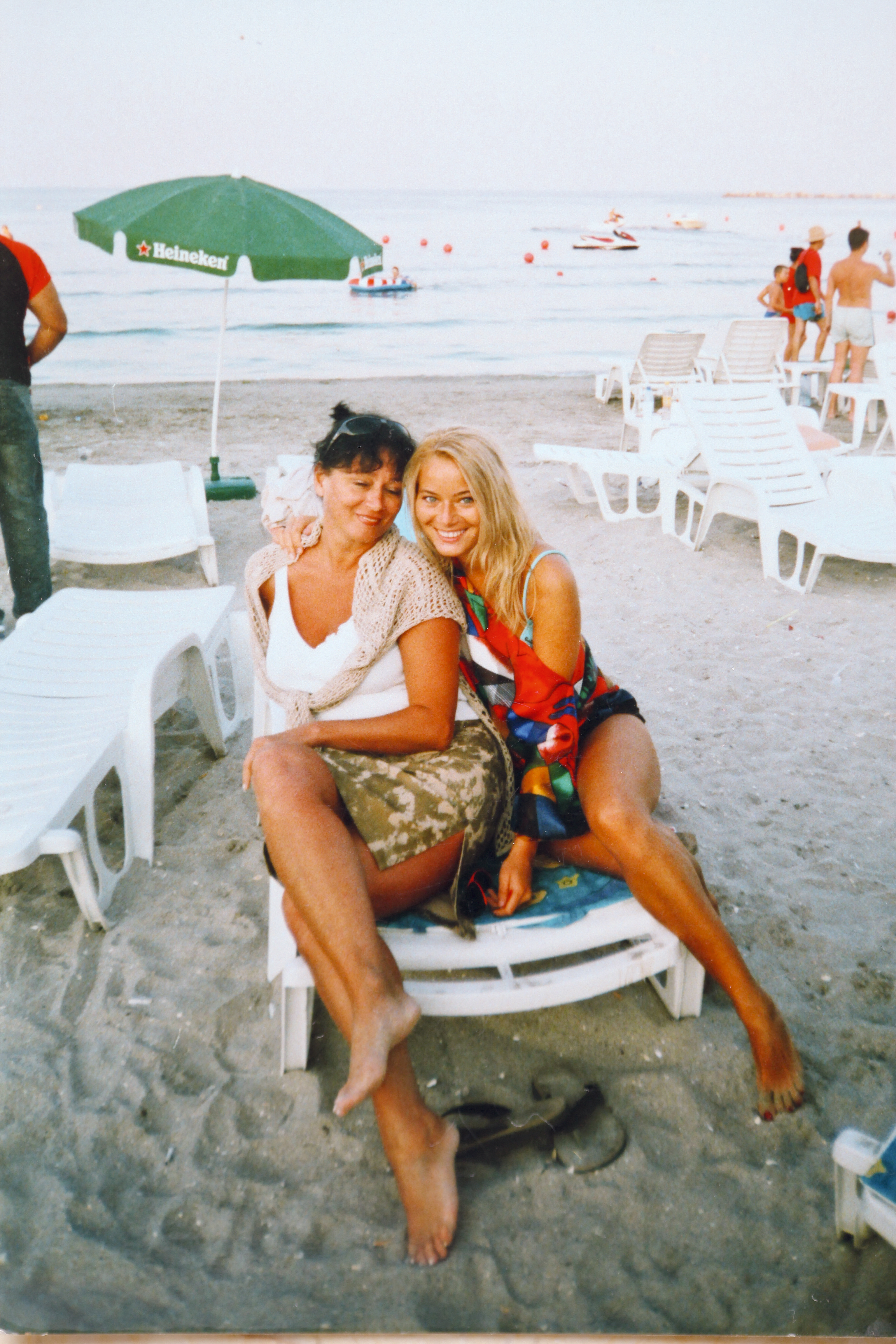 Laura a aranjat ca iubitul ei sa-i cunoasca mama