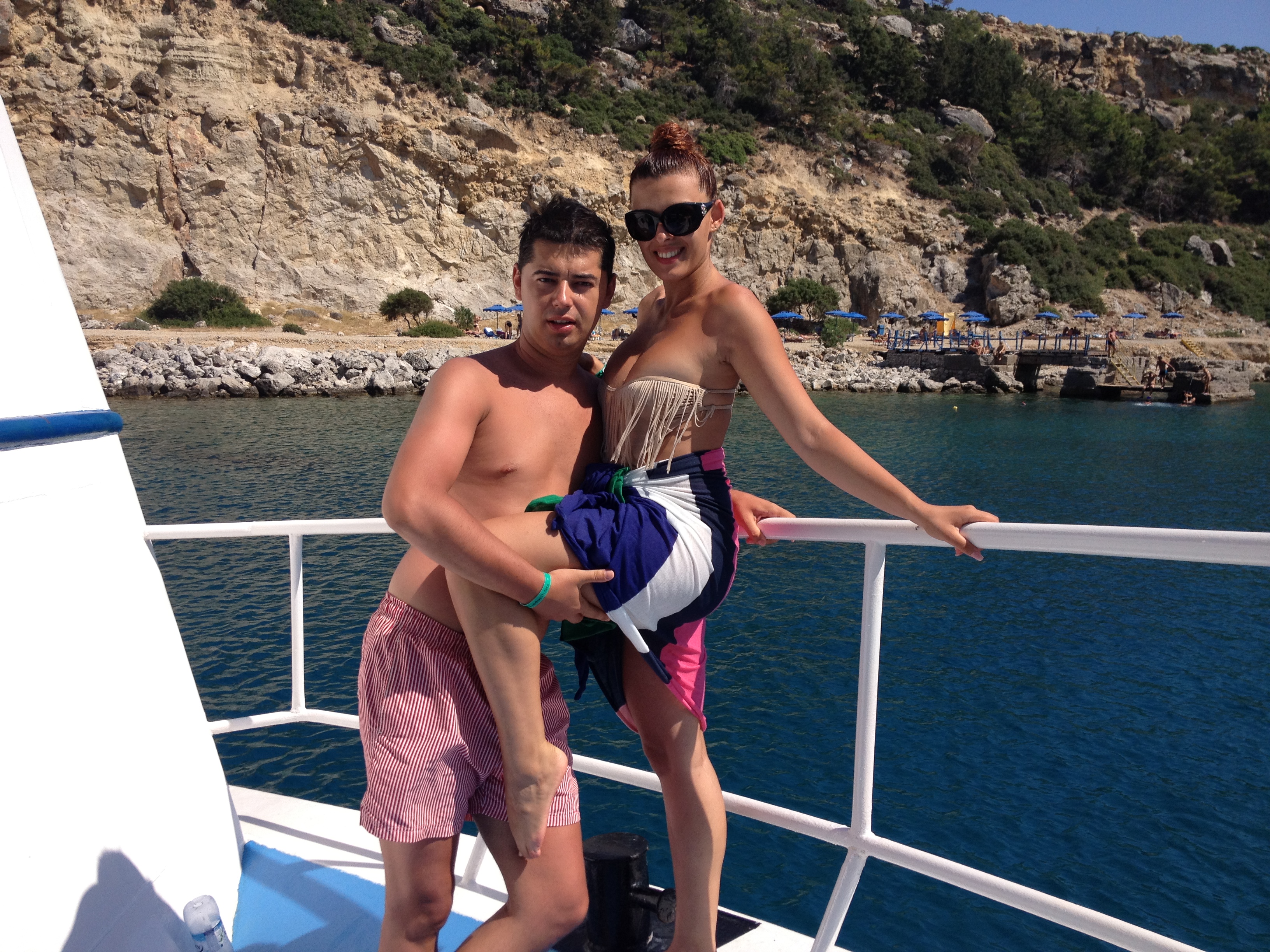 Diana si sotul ei sunt in culmea fericirii de cand s-a nasuct micuta Riana