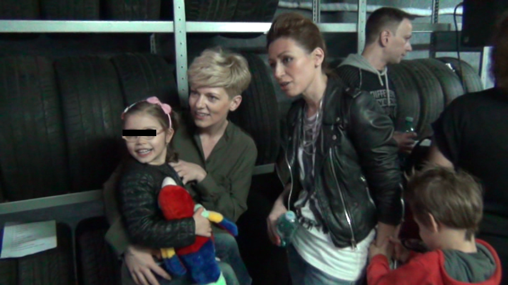 Cea mica era fetita lui Dragos Dinca, unul dintre componentii trupei Proconsul