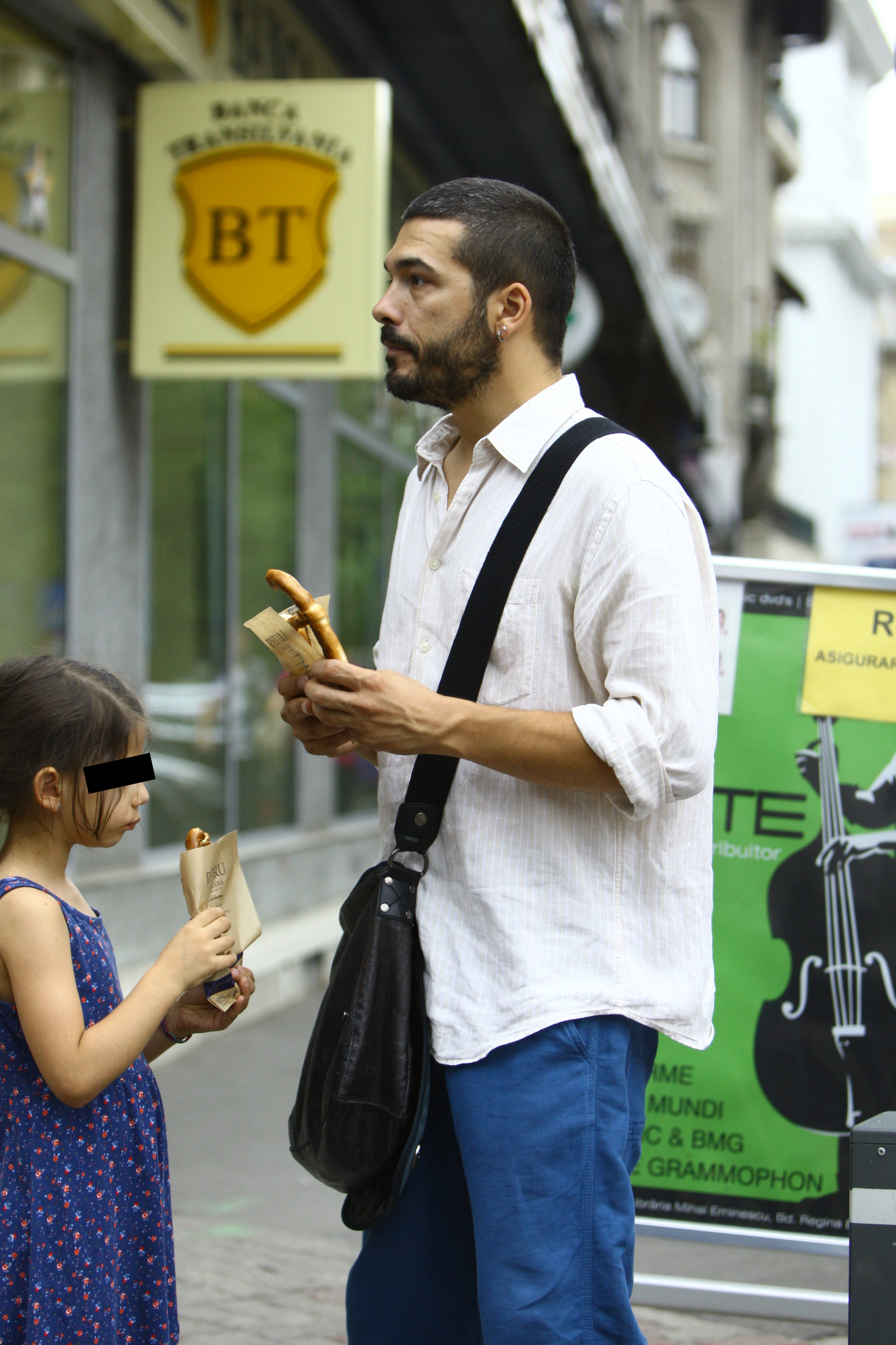 Adi Despod, solistul trupei Vita de Vie, 