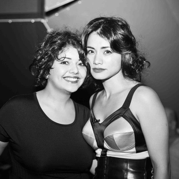 Cele doua surori au o stransa prietenie