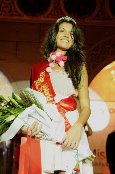 Loredana a castigat in 2009 Miss World Romania