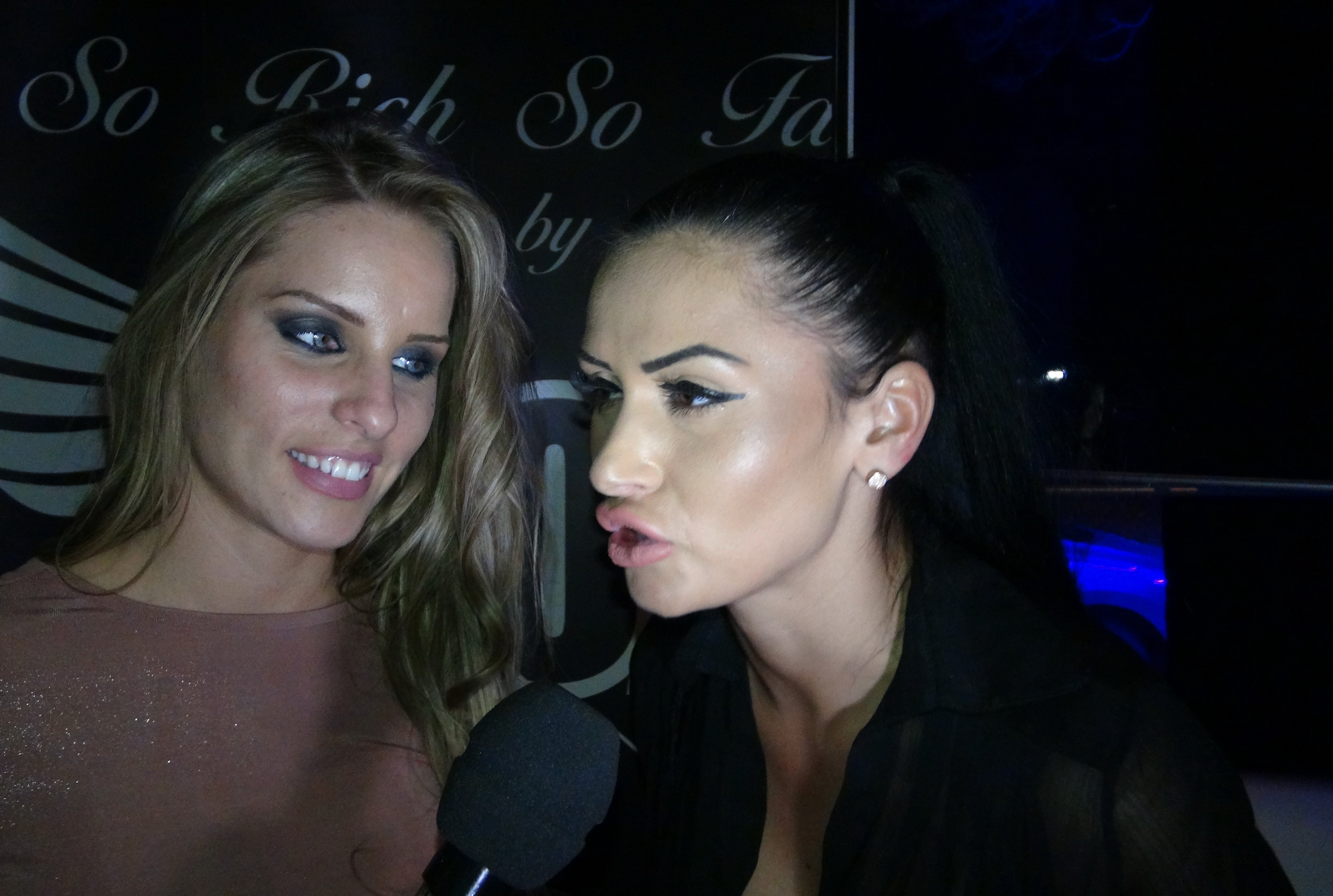 Raluca Dumitru si Florentina Raiciu ne-au impartasit cati bani investesc in haine si cum se pregatesc pentru serile de distractie