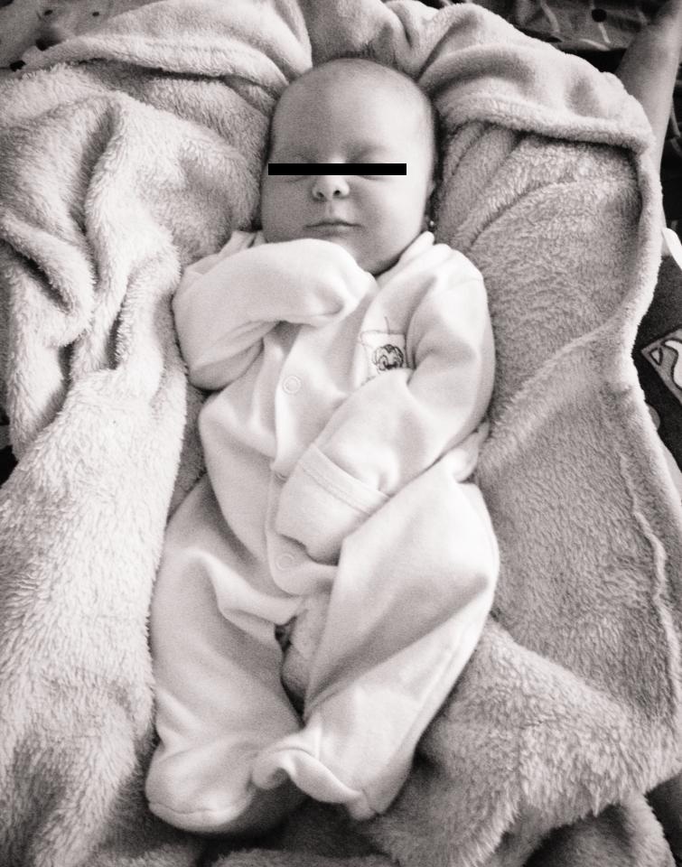 Fetita Elenei si a lui Cristi este rasfatata familiei