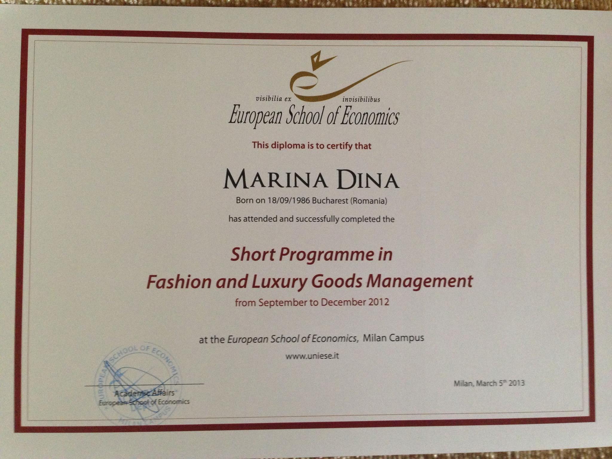 Diploma sta la loc de cinste in casa blondei