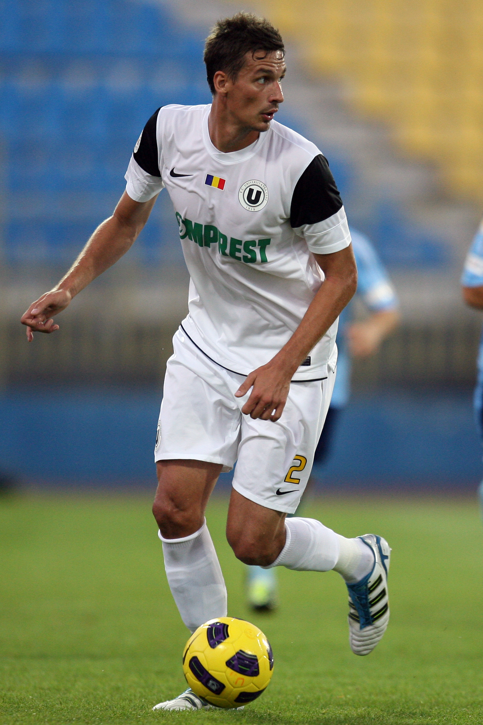 Tanarul a trecut peste faptul ca Alexandra este mai mare ca el