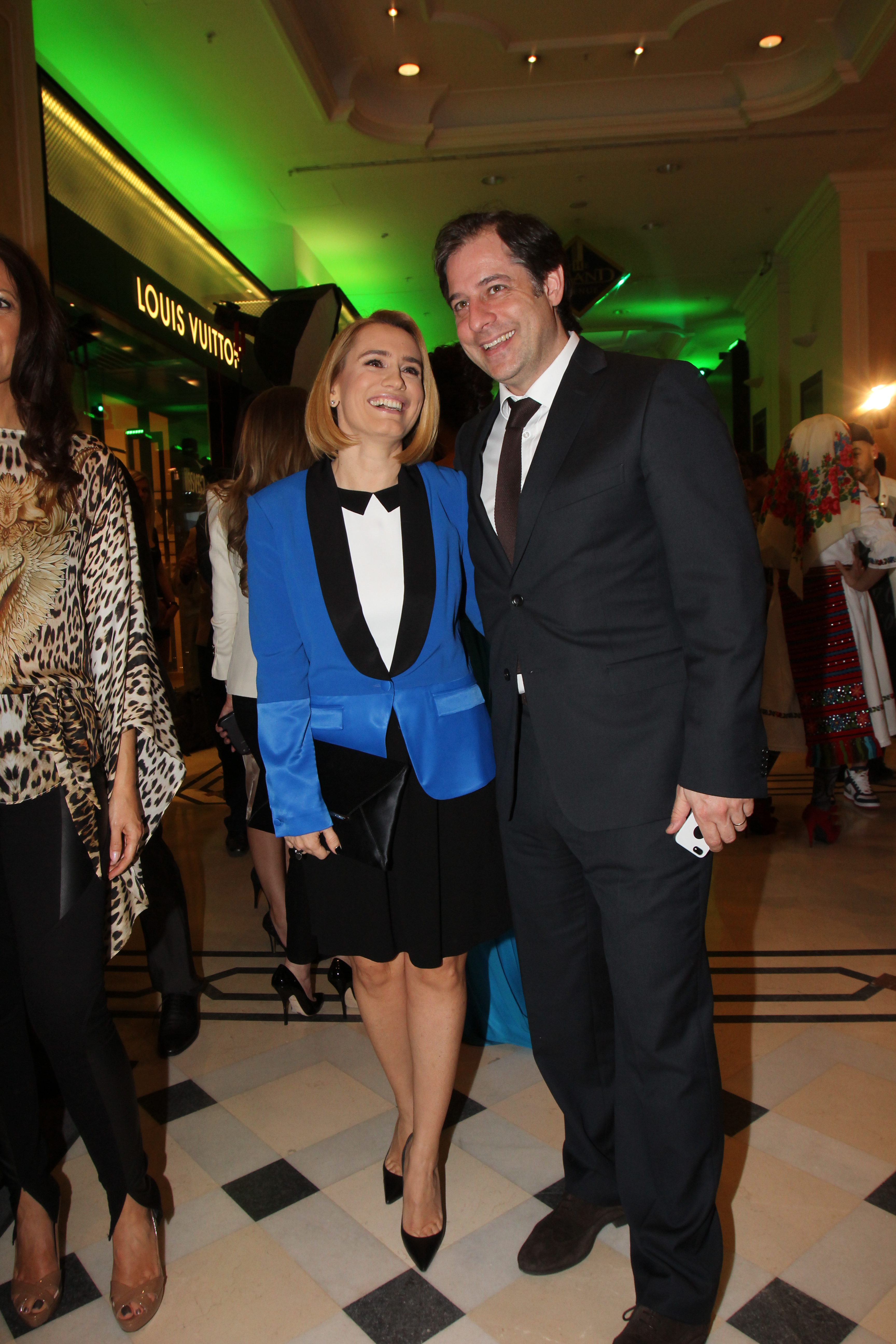 Chiar daca a fost botezata crestin ortodoxa, Esca a trecut la religia sotului ei, la catolici