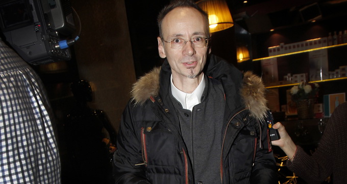 Mihai vrea sa o dea uitarii pe fosta sotie si sa isi gaseasca linistea in bratele altei femei