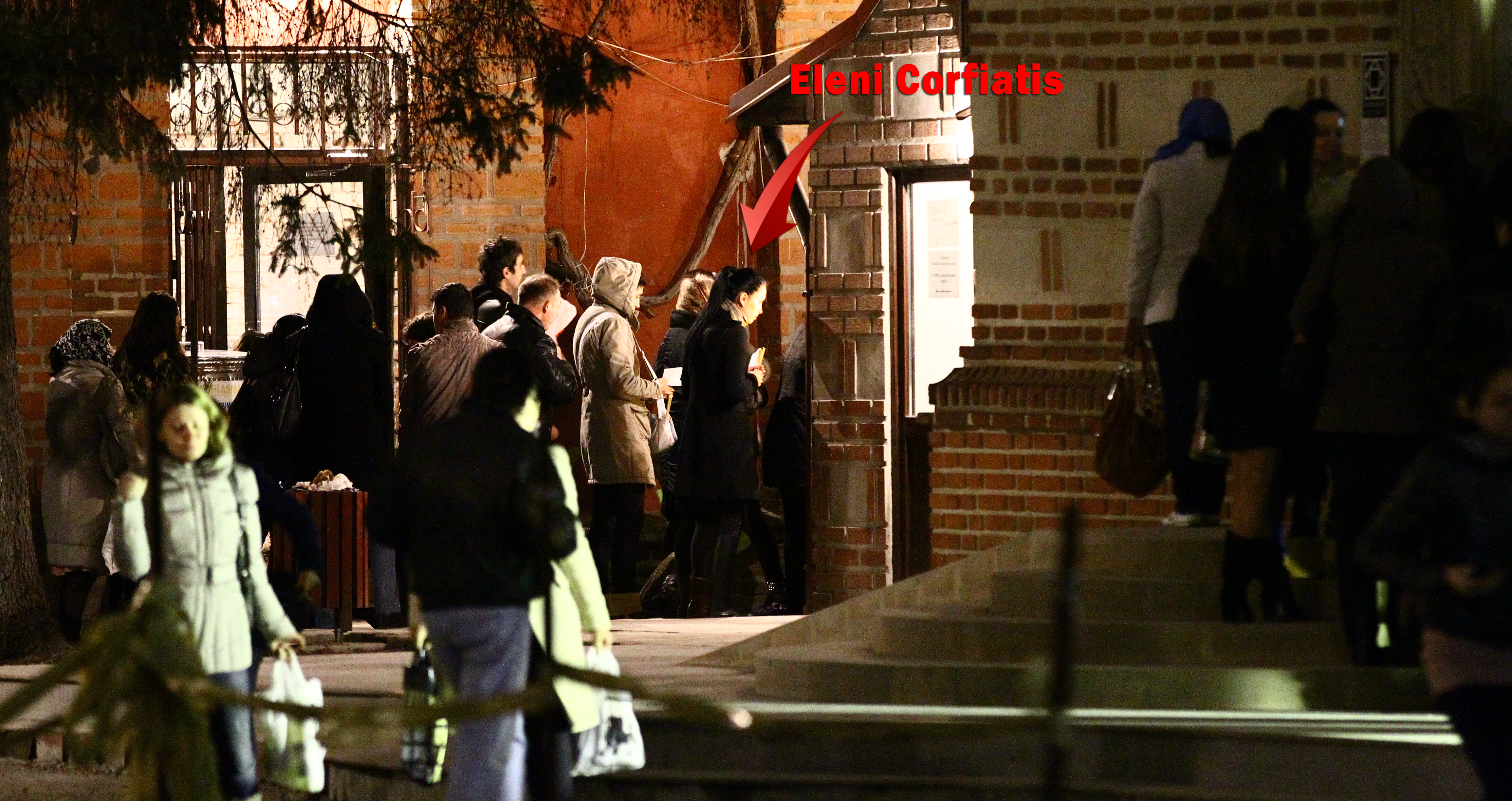 Eleni este credincioasa si merge frecvent la biserica