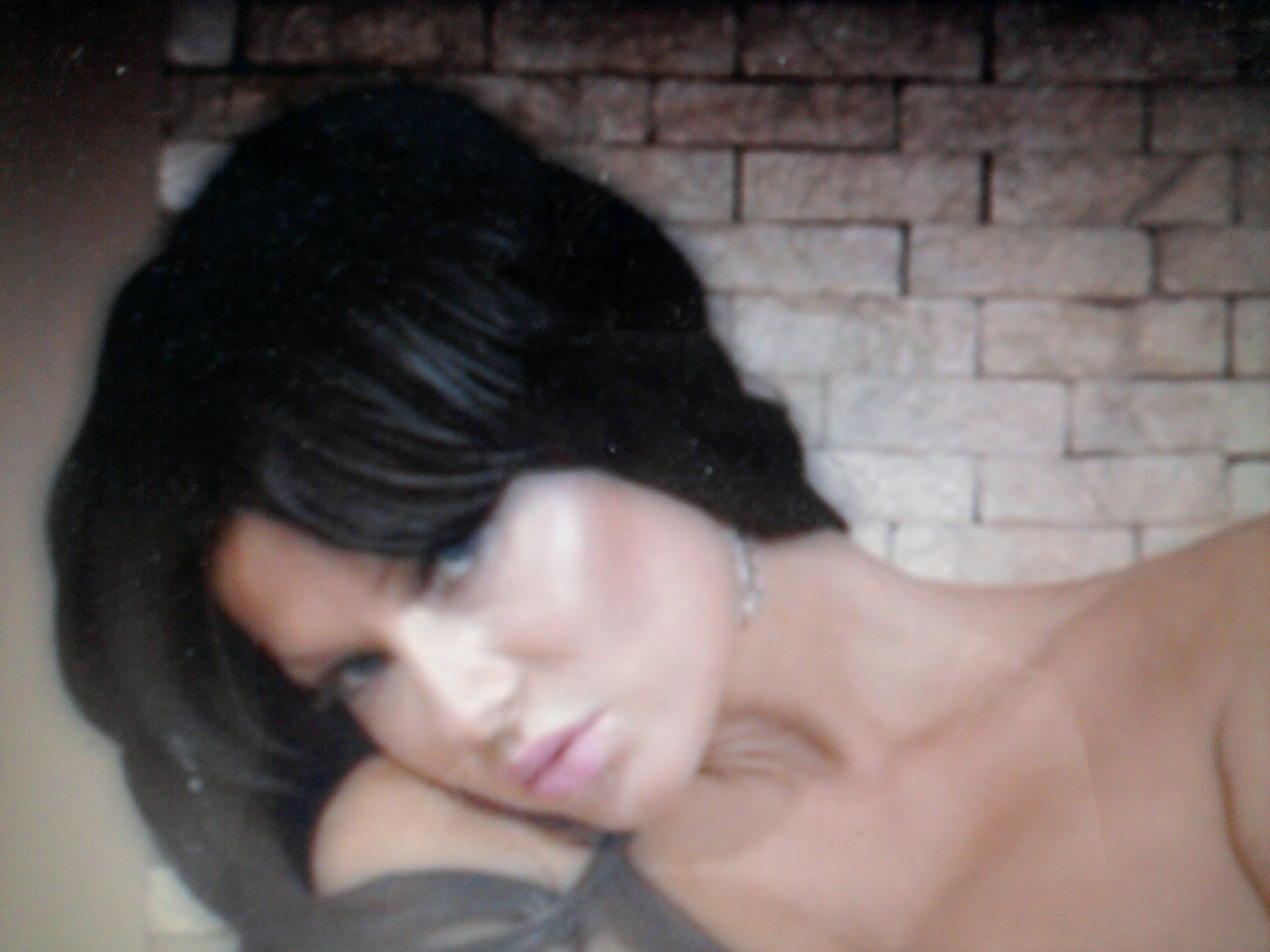 De curand Simona s-a vopsit bruneta